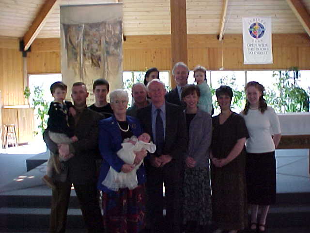 familyoc.jpg (33729 bytes)